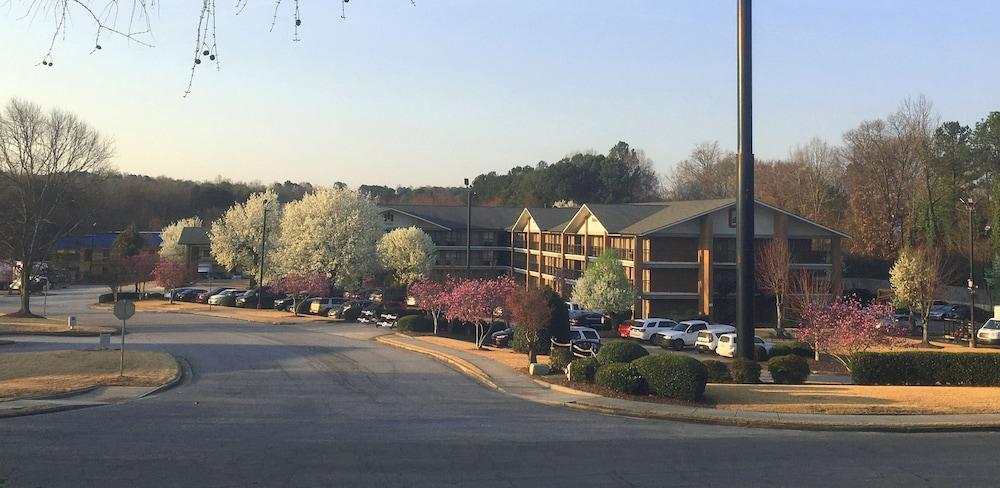 Brick Lodge Atlanta/Norcross photo 23