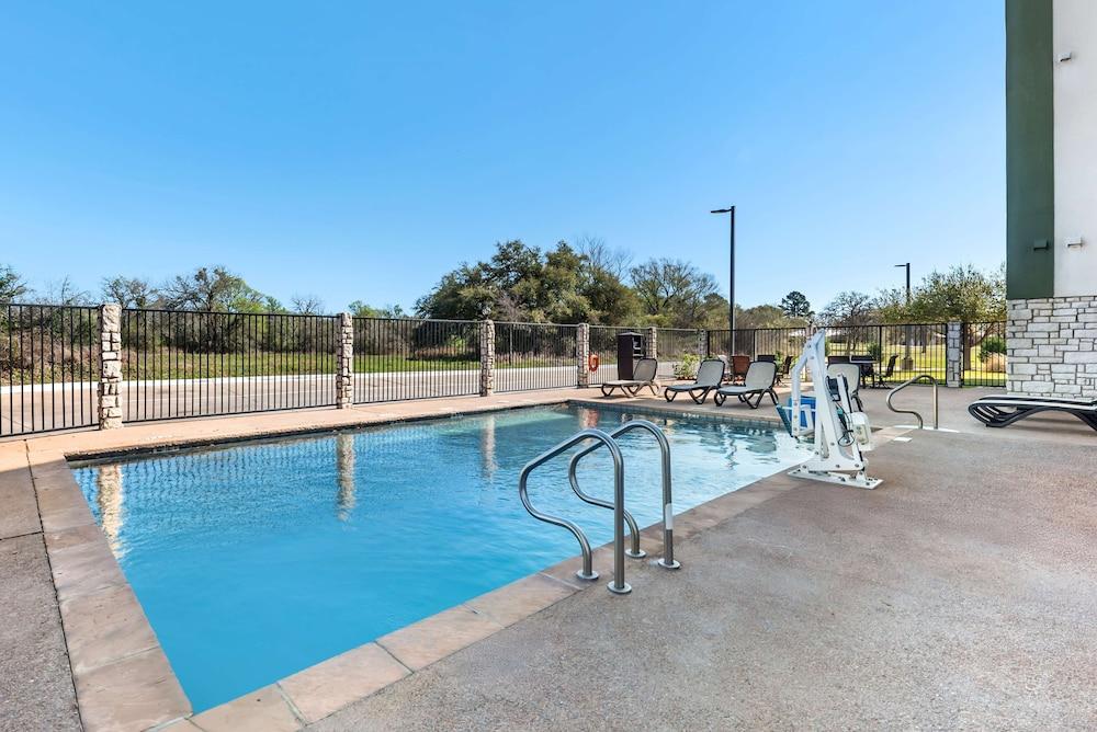 Best Western La Grange Inn & Suites photo 18