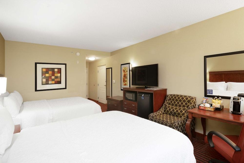 Hampton Inn Covington, GA photo 23