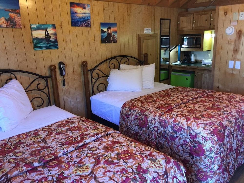La Siesta Motel & RV Resort photo 3