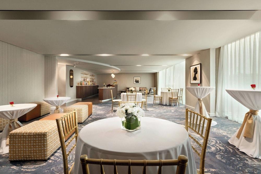 Twelve Midtown, Autograph Collection photo 10