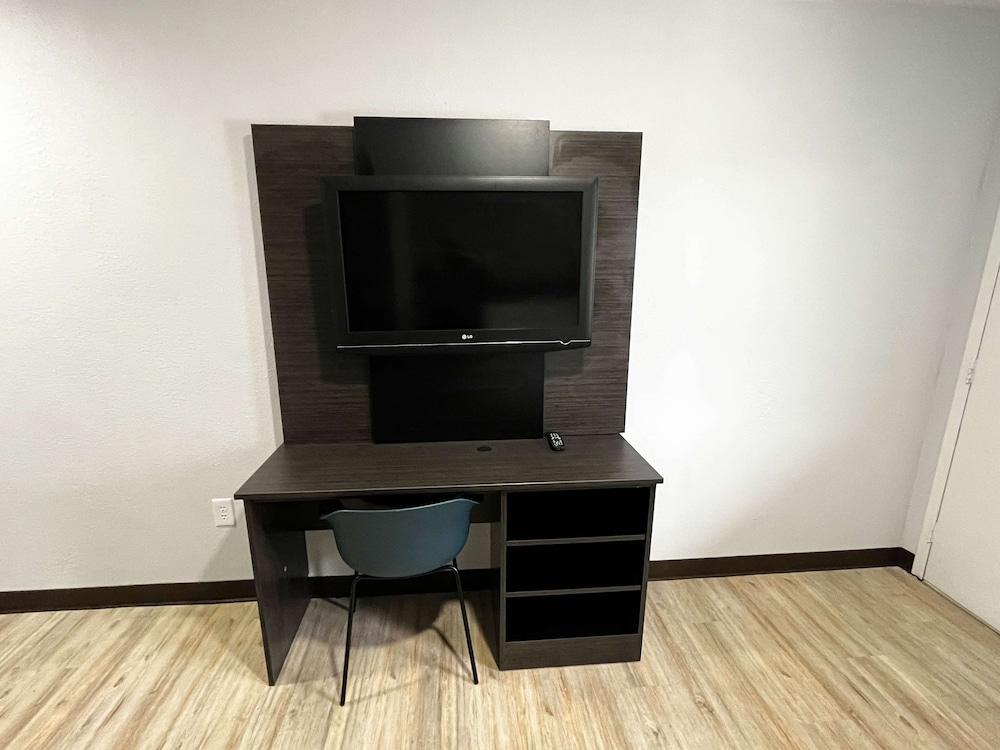 Studio 6 Lafayette, LA – I-10 & I-49 N photo 2