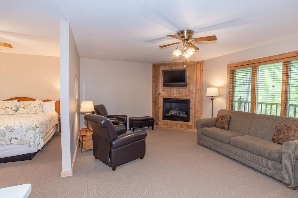 Wilder Inn photo 23