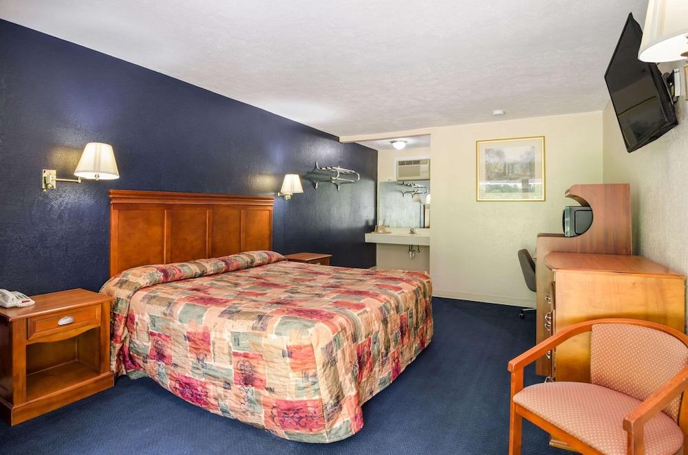 Rodeway Inn Church Hill - Tri Cities Area photo 8
