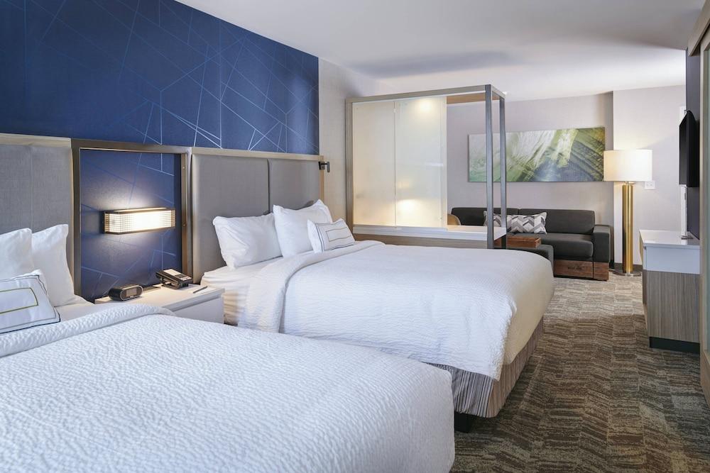 SpringHill Suites by Marriott Wixom Novi photo 8