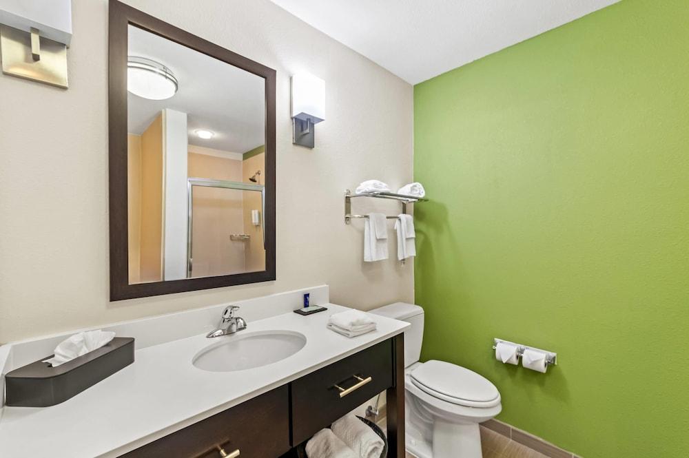 Sleep Inn & Suites Dripping Springs - Austin Area photo 47