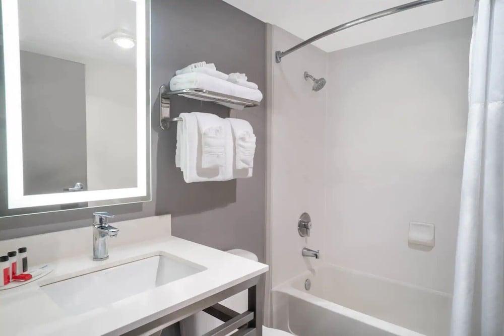 Quality Inn & Suites Nashville - Bellevue photo 15