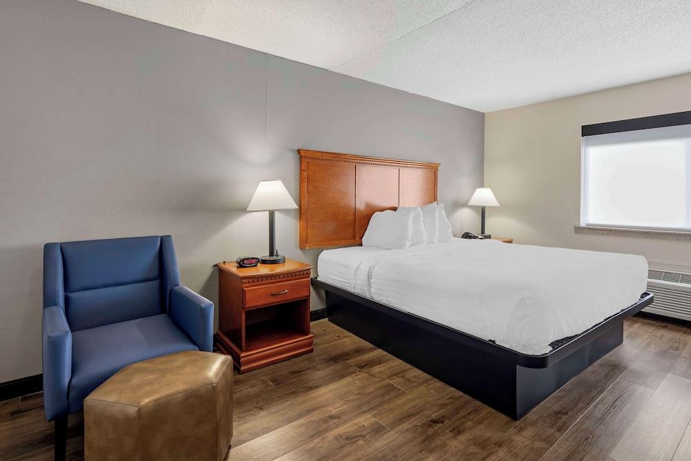 Best Western Shelbyville Inn and Suites Celebration Inn photo 5