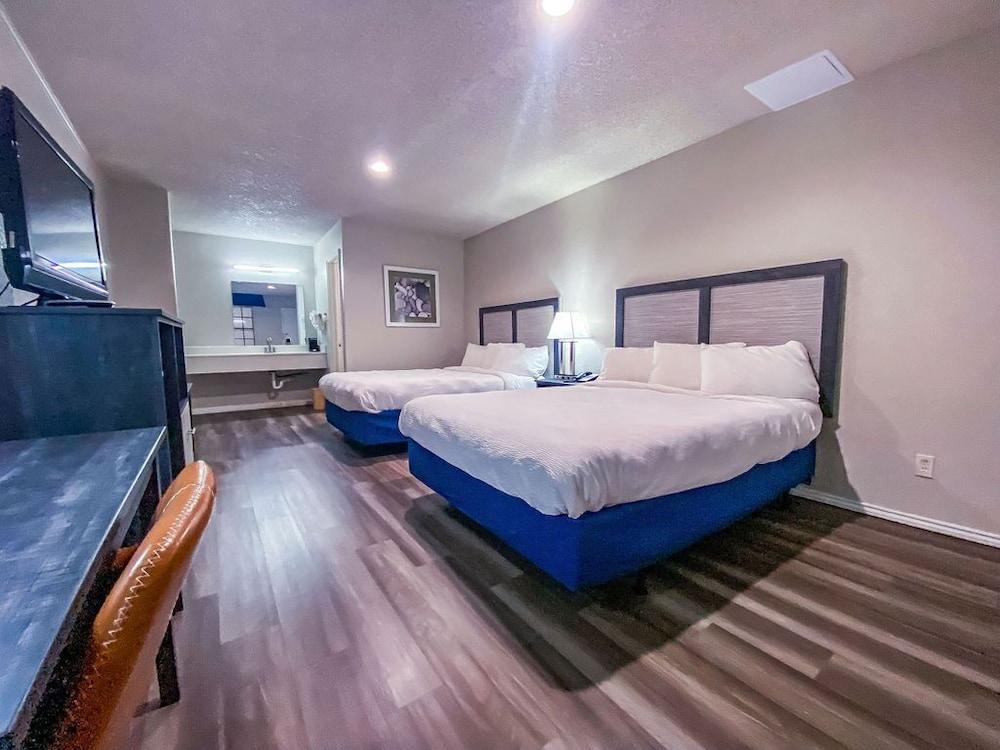 Salt Creek Lodge photo 14
