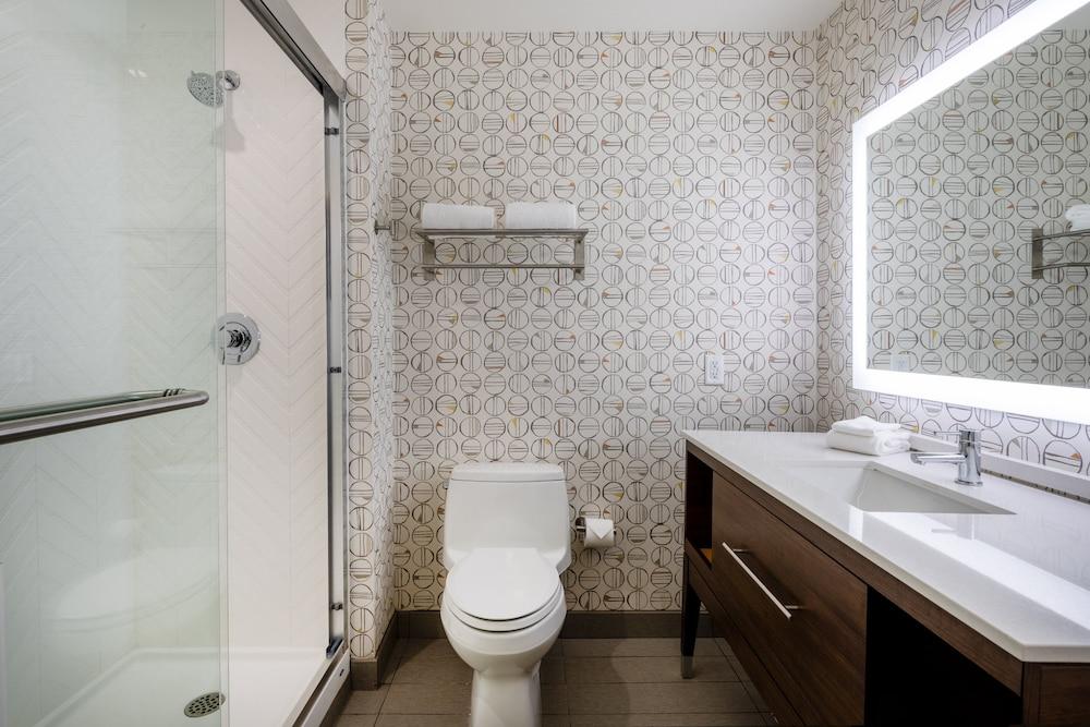 Holiday Inn Long Island-Islip Arpt East by IHG photo 12