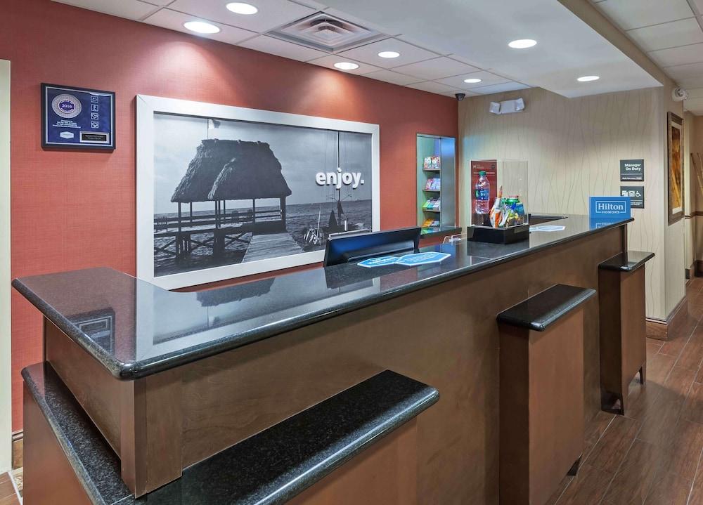 Hampton Inn & Suites Morgan City photo 14