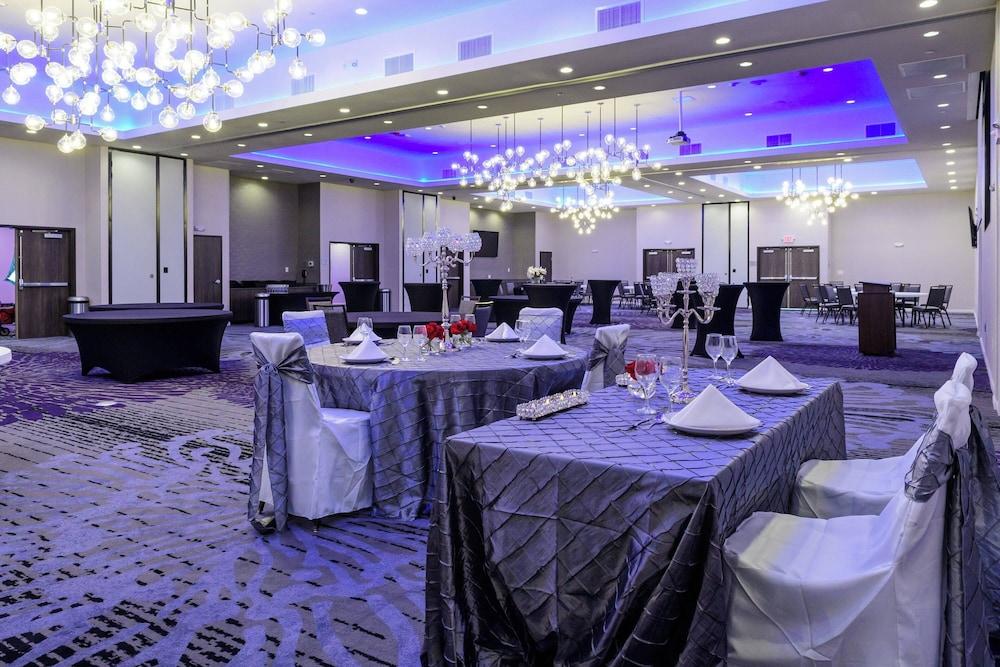 Courtyard by Marriott Lake Jackson photo 3