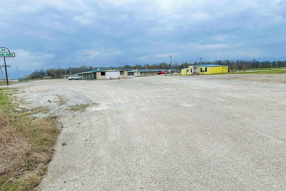 Shamrock Kings Inn By Oyo Marked Tree I-555 photo 32
