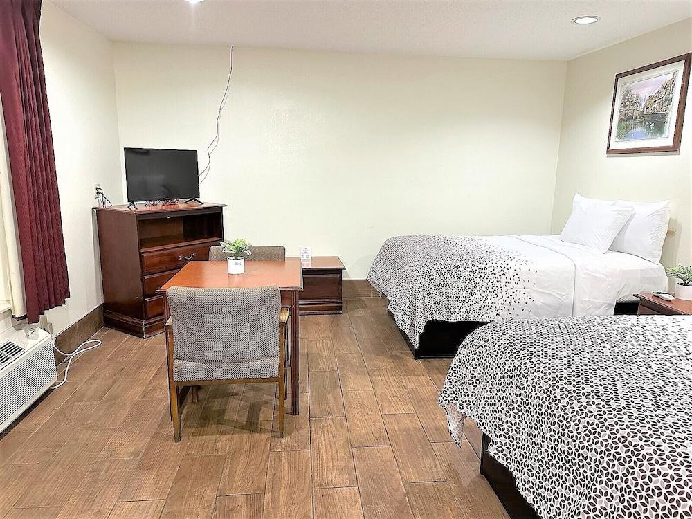 Budget Inn photo 23