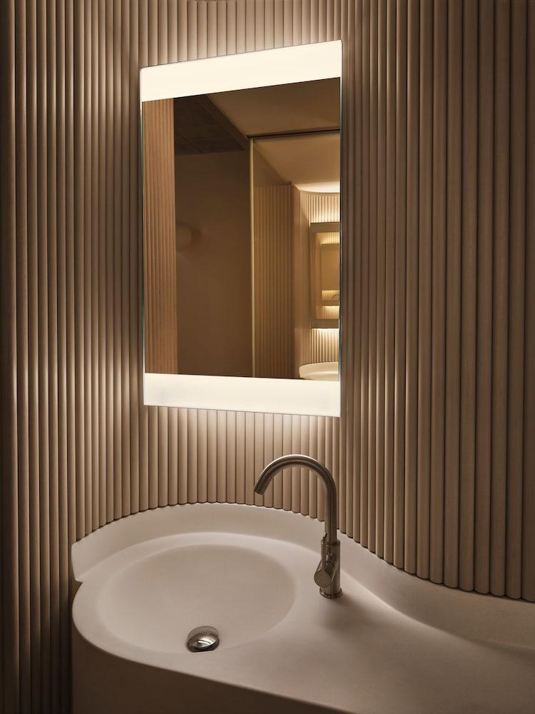PUBLIC, an Ian Schrager hotel photo 29