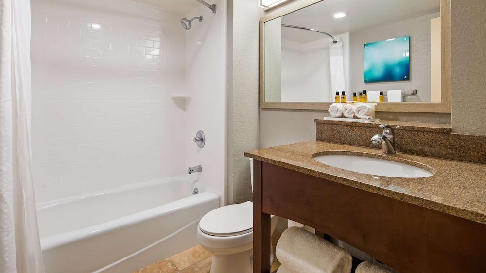 Best Western Plus Indianapolis NW Hotel photo 15