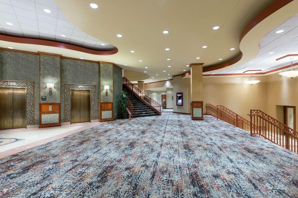 Embassy Suites by Hilton St. Louis St. Charles photo 29