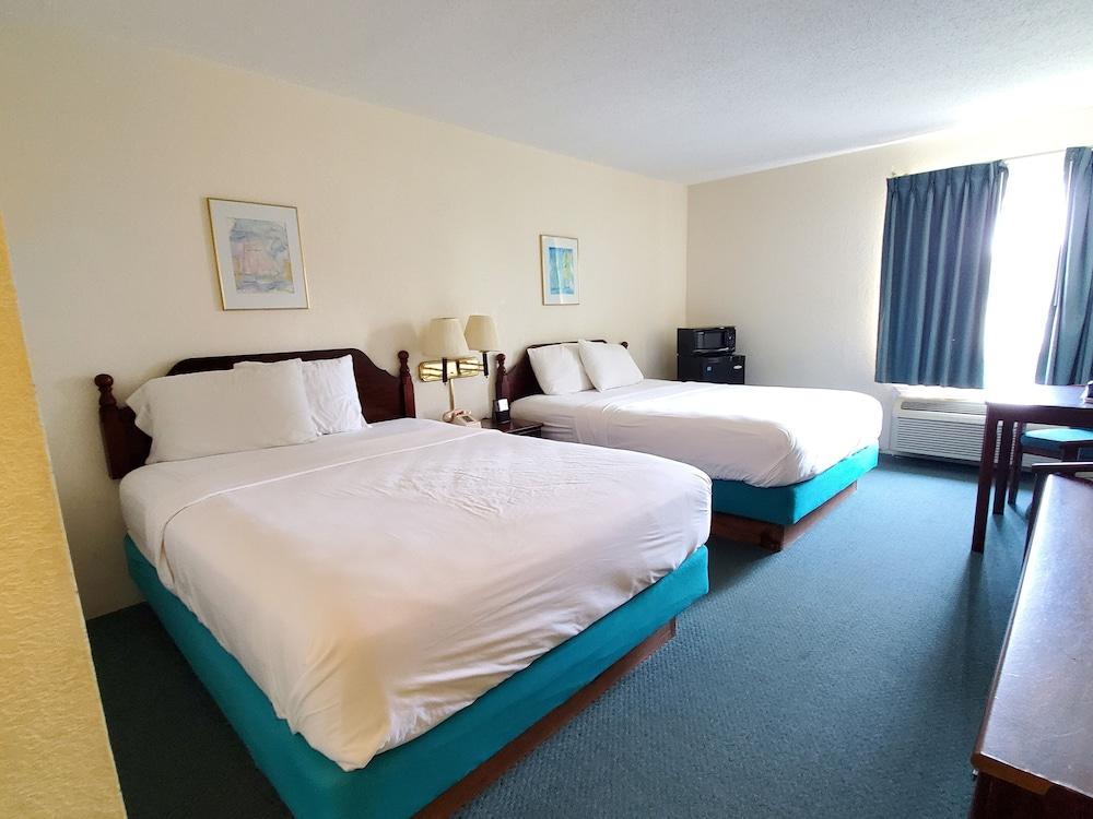 Voyager Inn photo 7