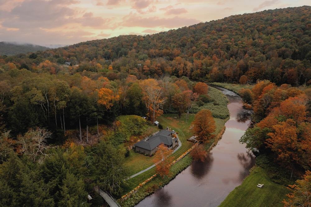 Antrim Streamside photo 87