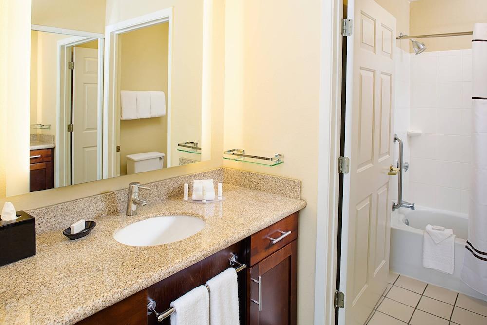 Residence Inn By Marriott Houston Westchase photo 12