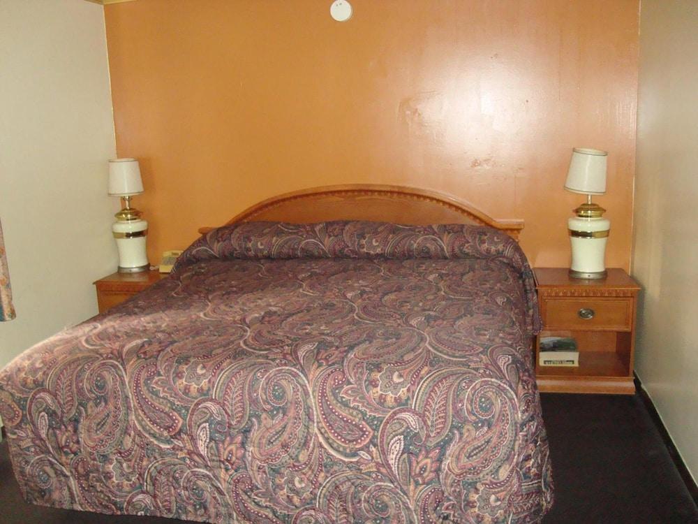 Snelling Motel photo 21