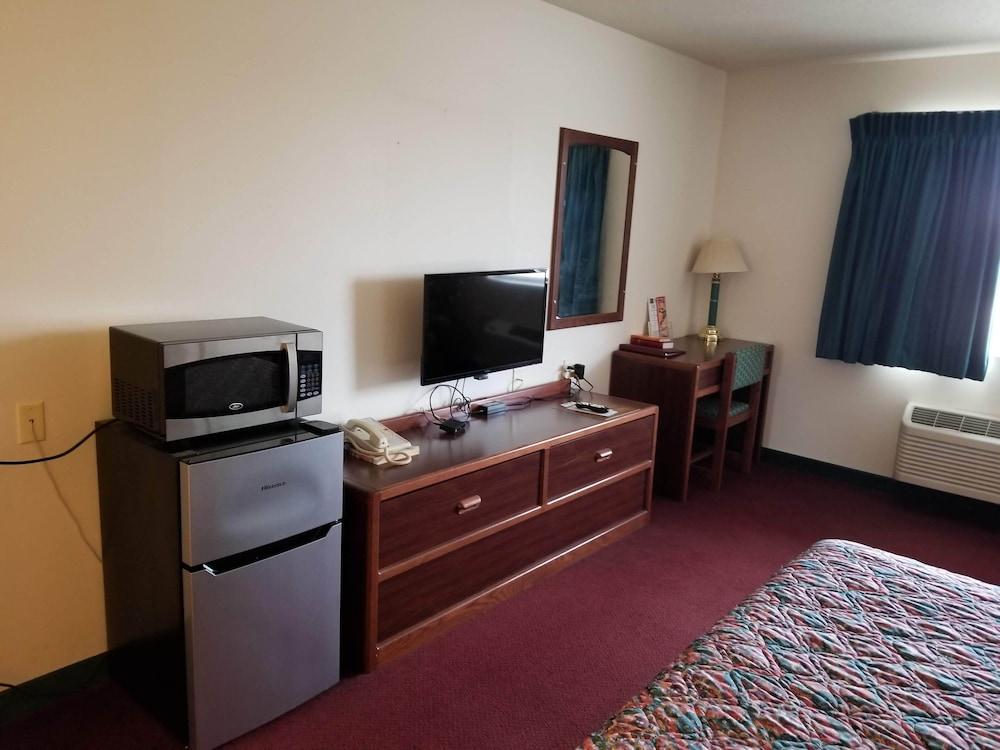 Bilmar Inn & Suites by Hotel O Hwy 77 photo 61