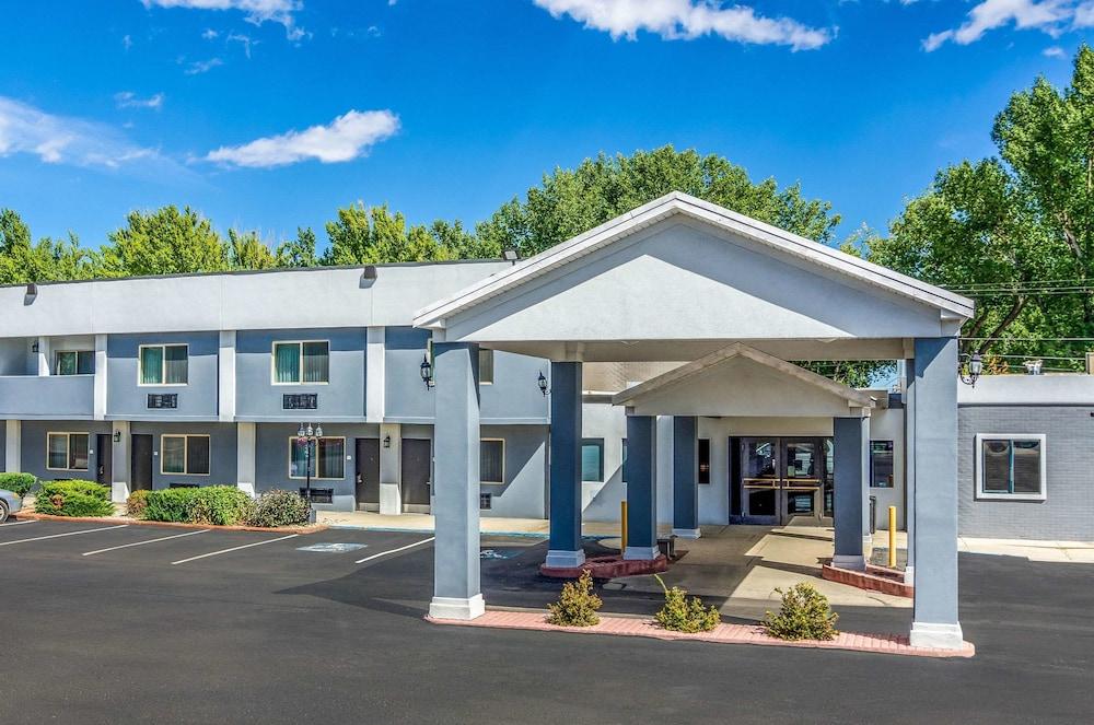 Quality Inn Buffalo photo 56
