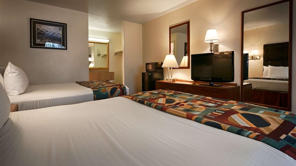 Best Western Colorado River Inn photo 14