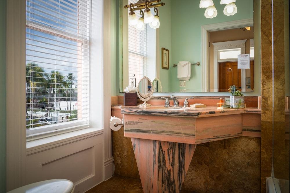 Southernmost House photo 44