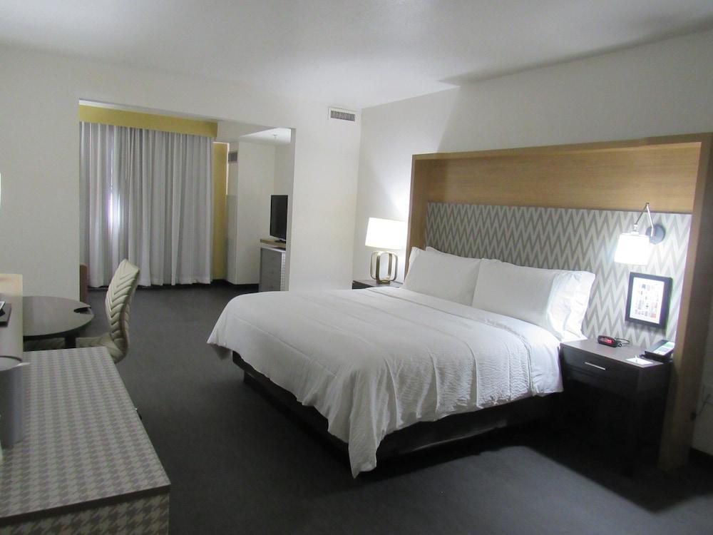 Holiday Inn Orlando International Dr-ICON by IHG photo 6
