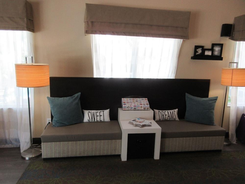 Sleep Inn & Suites Fort Lauderdale Airport photo 11