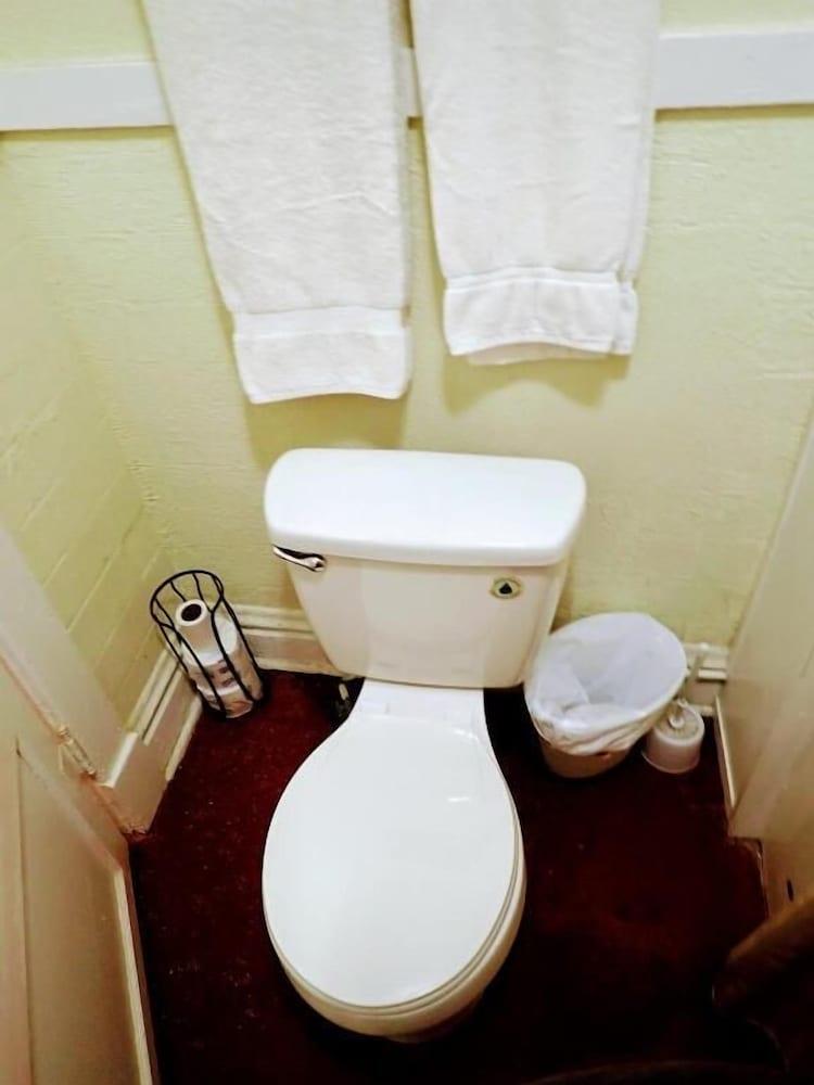 Historic Whiting Hotel Suites photo 89