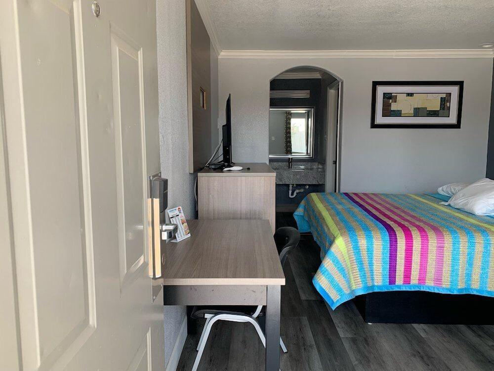 LUXURY INN photo 5