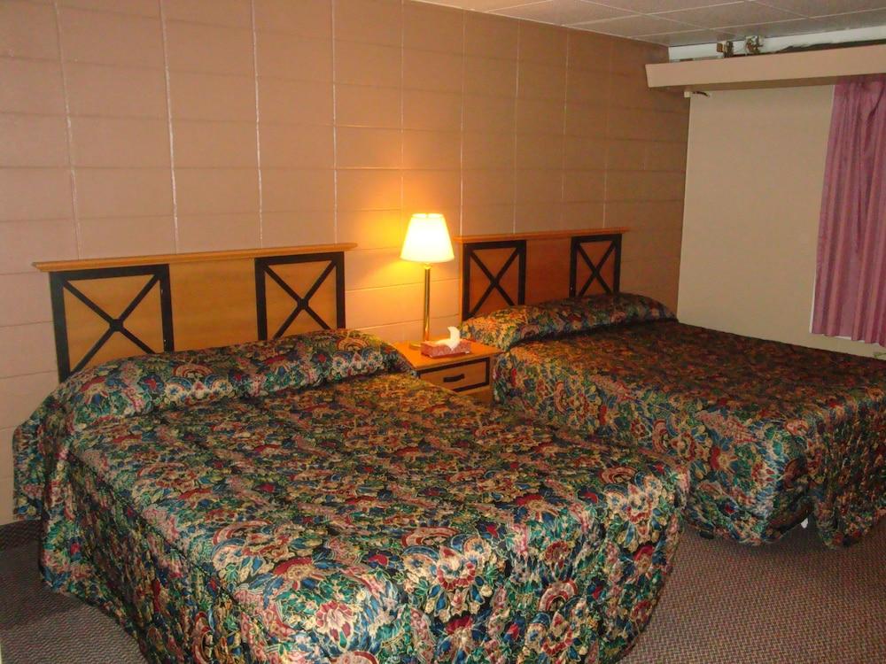 Economy Inn photo 9
