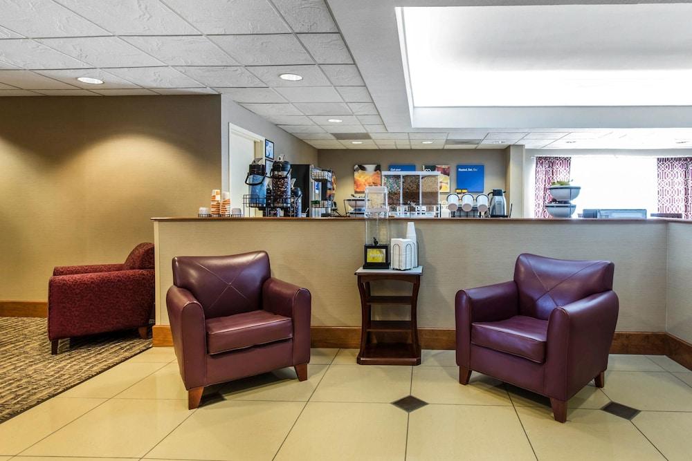 Comfort Inn & Suites Thomson photo 3