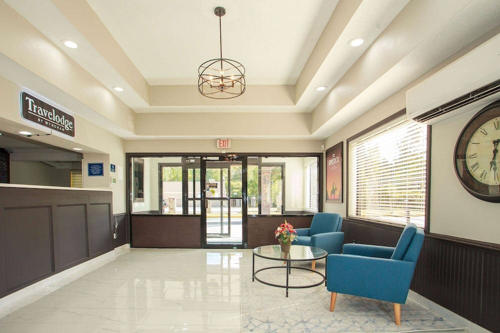 Travelodge by Wyndham Macon West photo 3