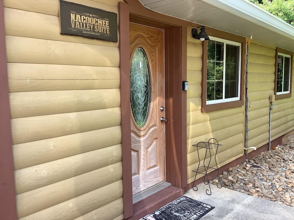 Nacoochee Valley Lodge photo 17
