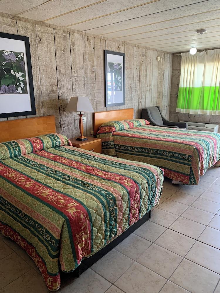Loma Alta Motel photo 15