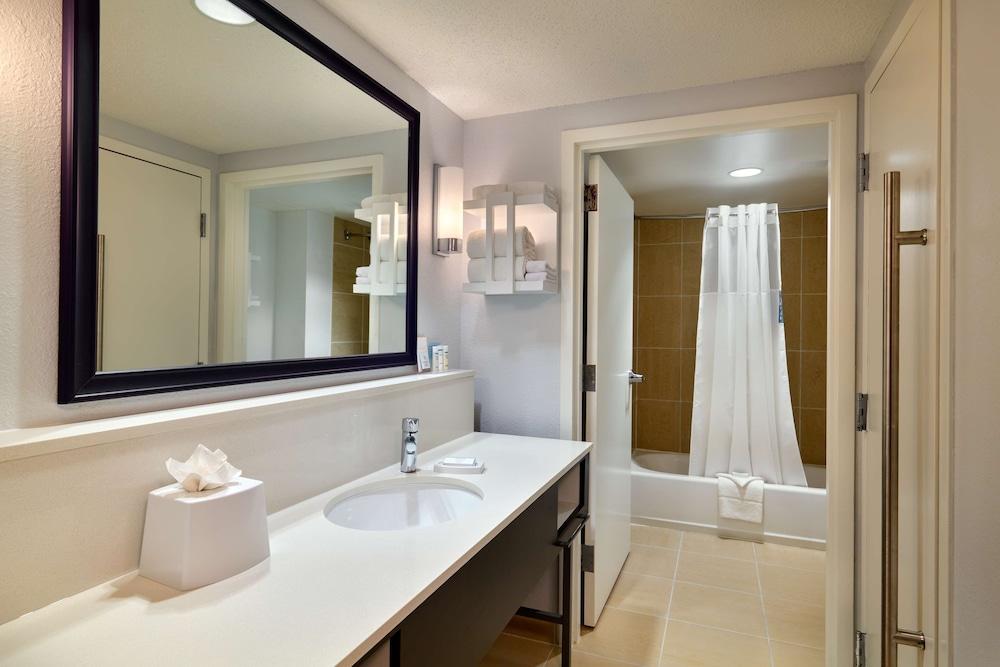 Hampton Inn Washington-Downtown-Convention Center photo 33