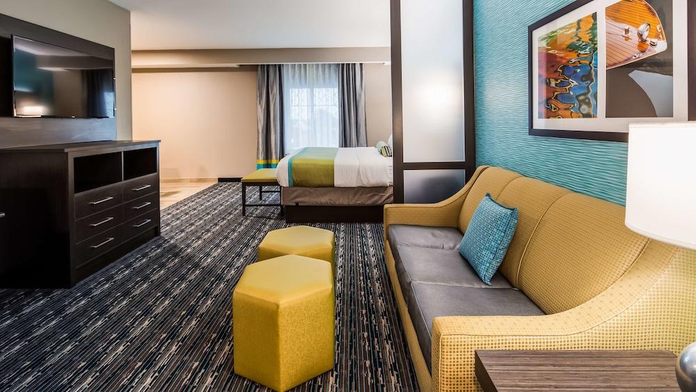 Holiday Inn Express And Suites Pasadena Houston Southeast by IHG photo 24