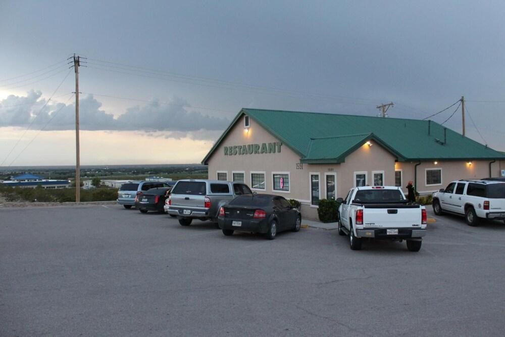 Adobe Inn Motel photo 20