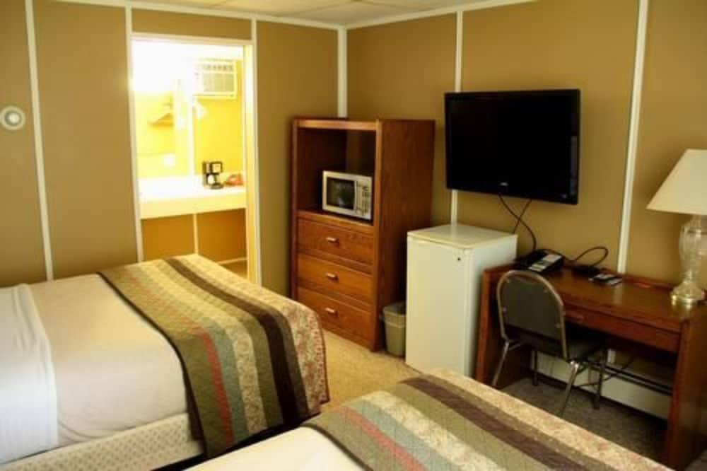 Lakeshor Motor Inn photo 2