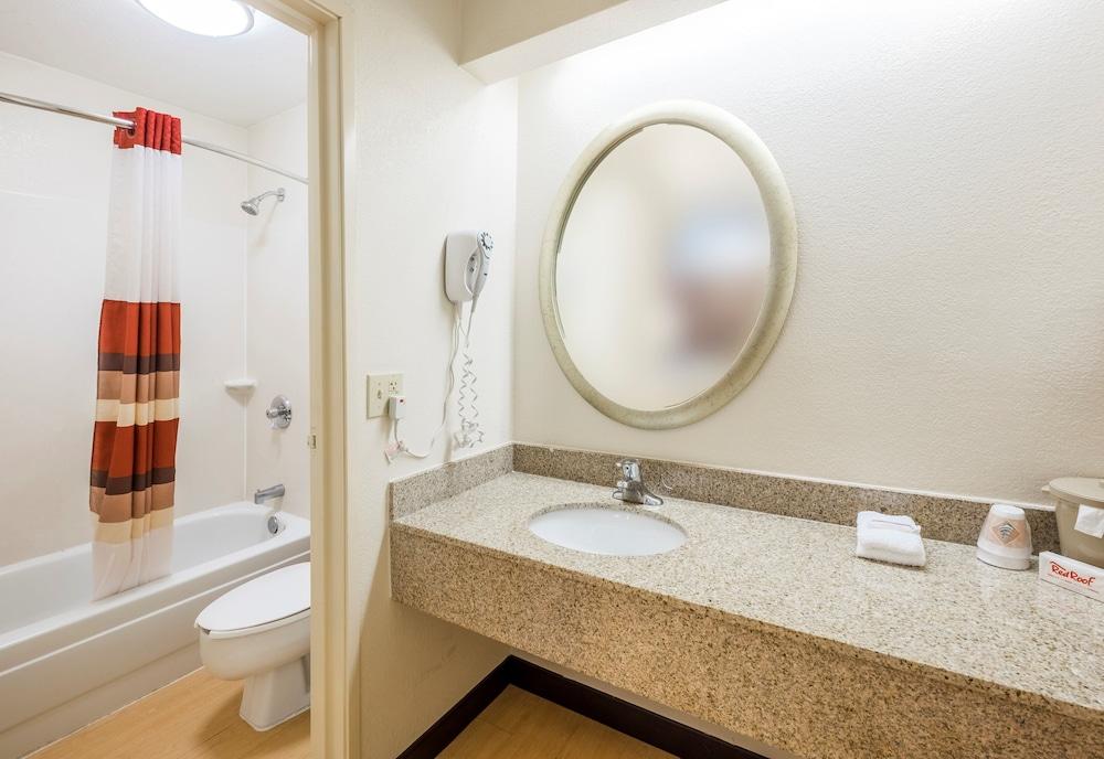 Red Roof Inn Jacksonville - Orange Park photo 22