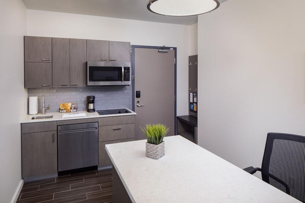 Hyatt House Augusta Downtown photo 19