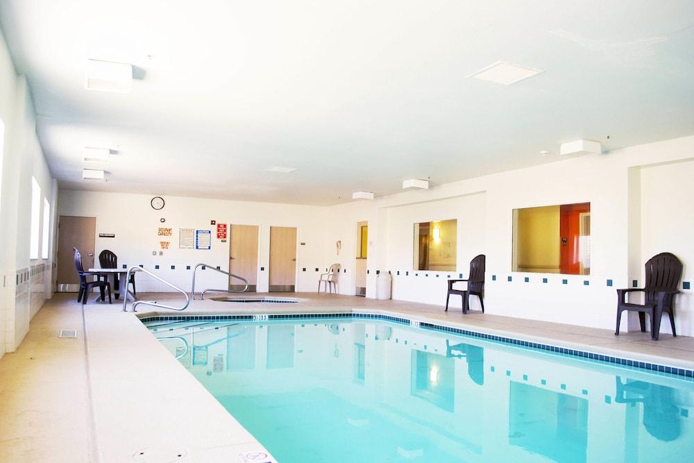 Motel 6 Las Cruces, NM - Telshor photo 19