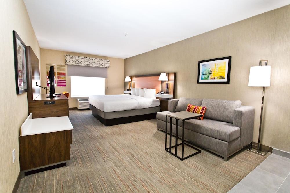 Hampton Inn & Suites Sacramento-Cal Expo photo 19