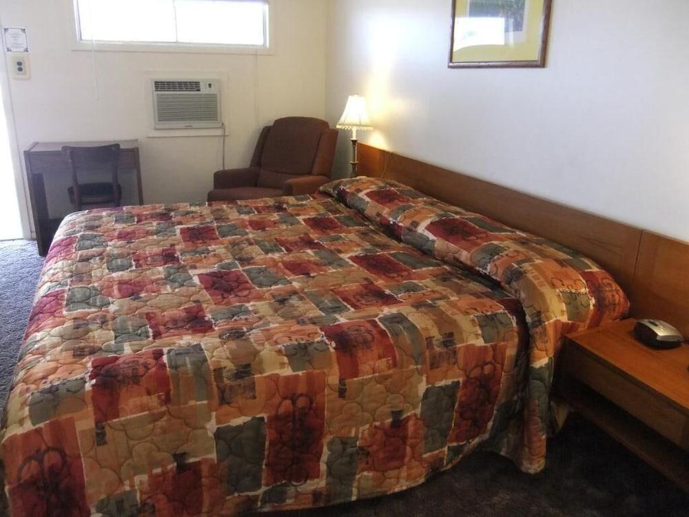 The Hills Motel photo 9