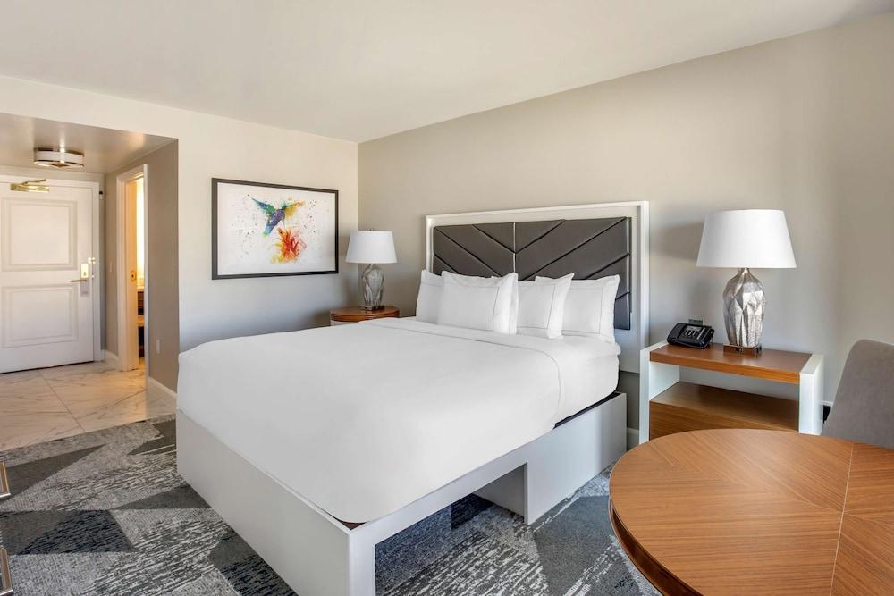Hilton Grand Vacations Club on the Las Vegas Strip photo 11