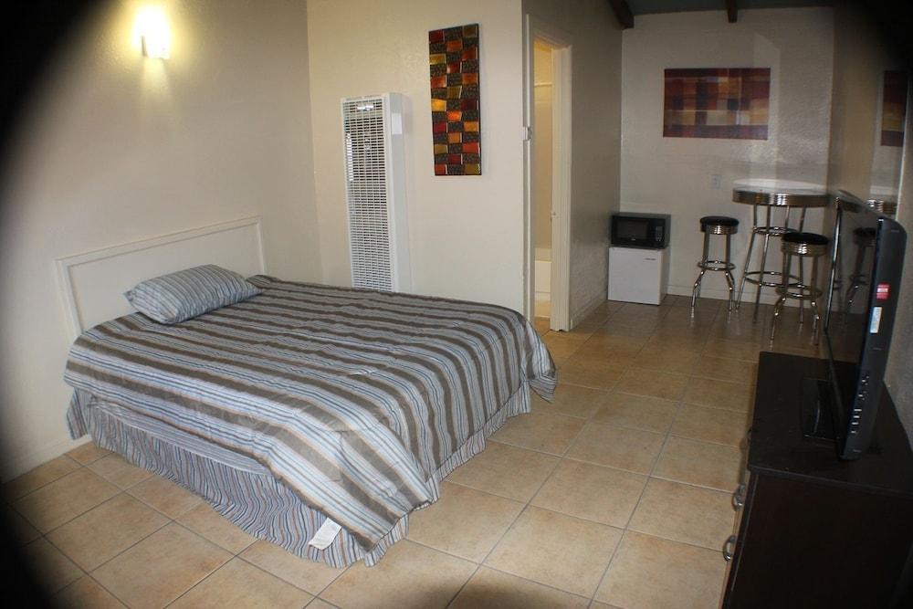 International Casa photo 2