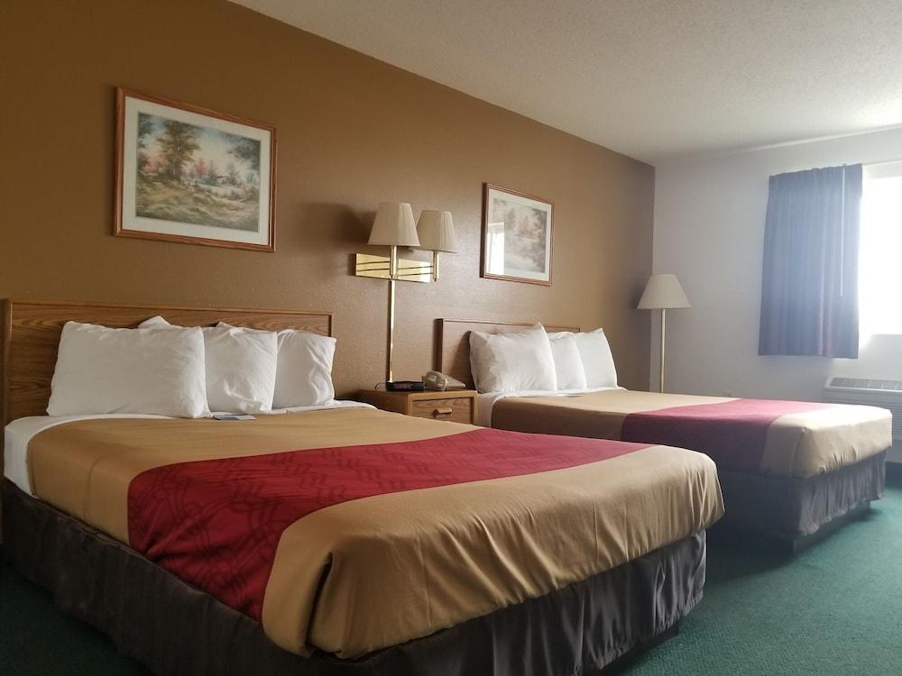 AmeriVu Inn and Suites - Stanley photo 5
